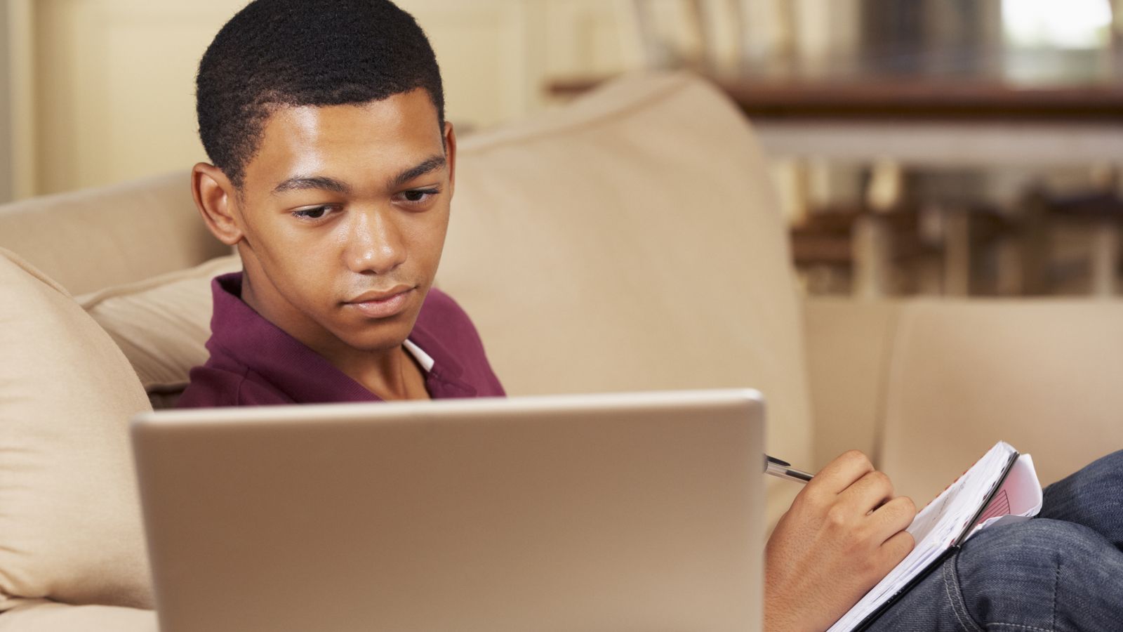 أربع تطبيقات للفصل المقلوب